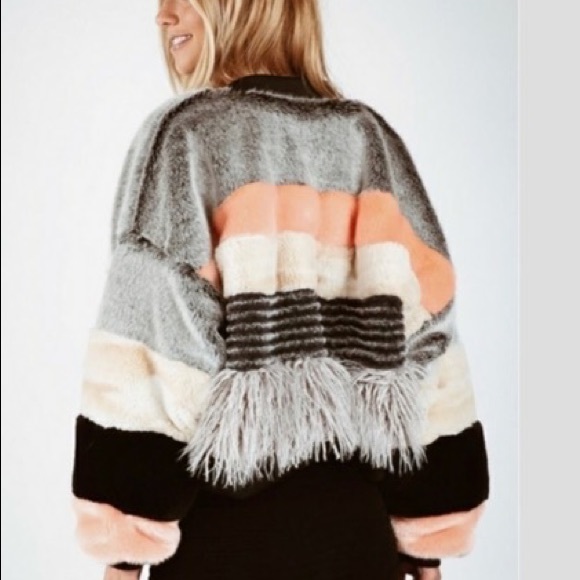 Young Fabulous & Broke NWT Awesome Faux Fur Coat - Picture 3 of 6